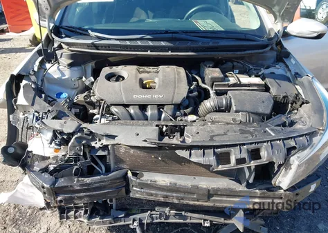 2017 Kia Forte Lx z USA, uszkodzony, nr VIN 3KPFK4A7XHE143371